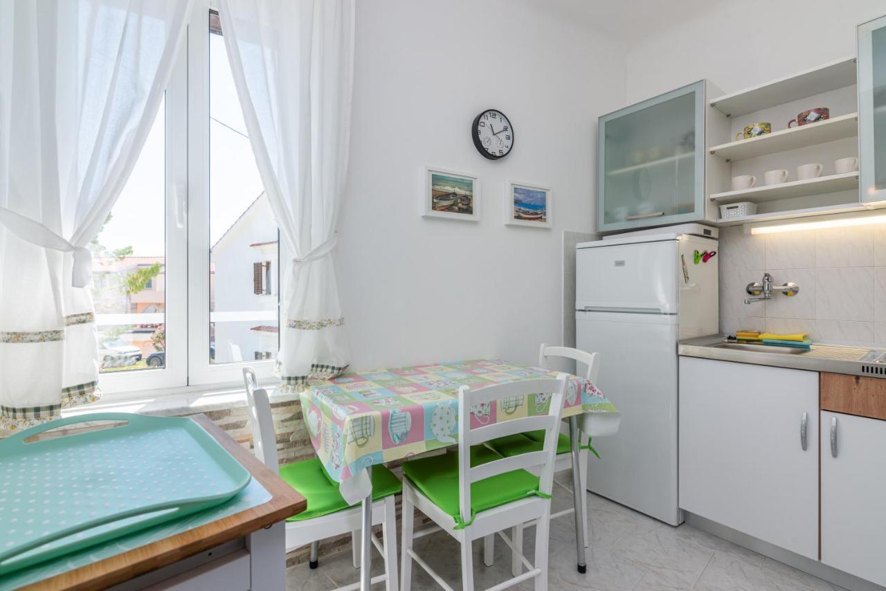 Apartment Luiza With Terrace Baška Eksteriør bilde